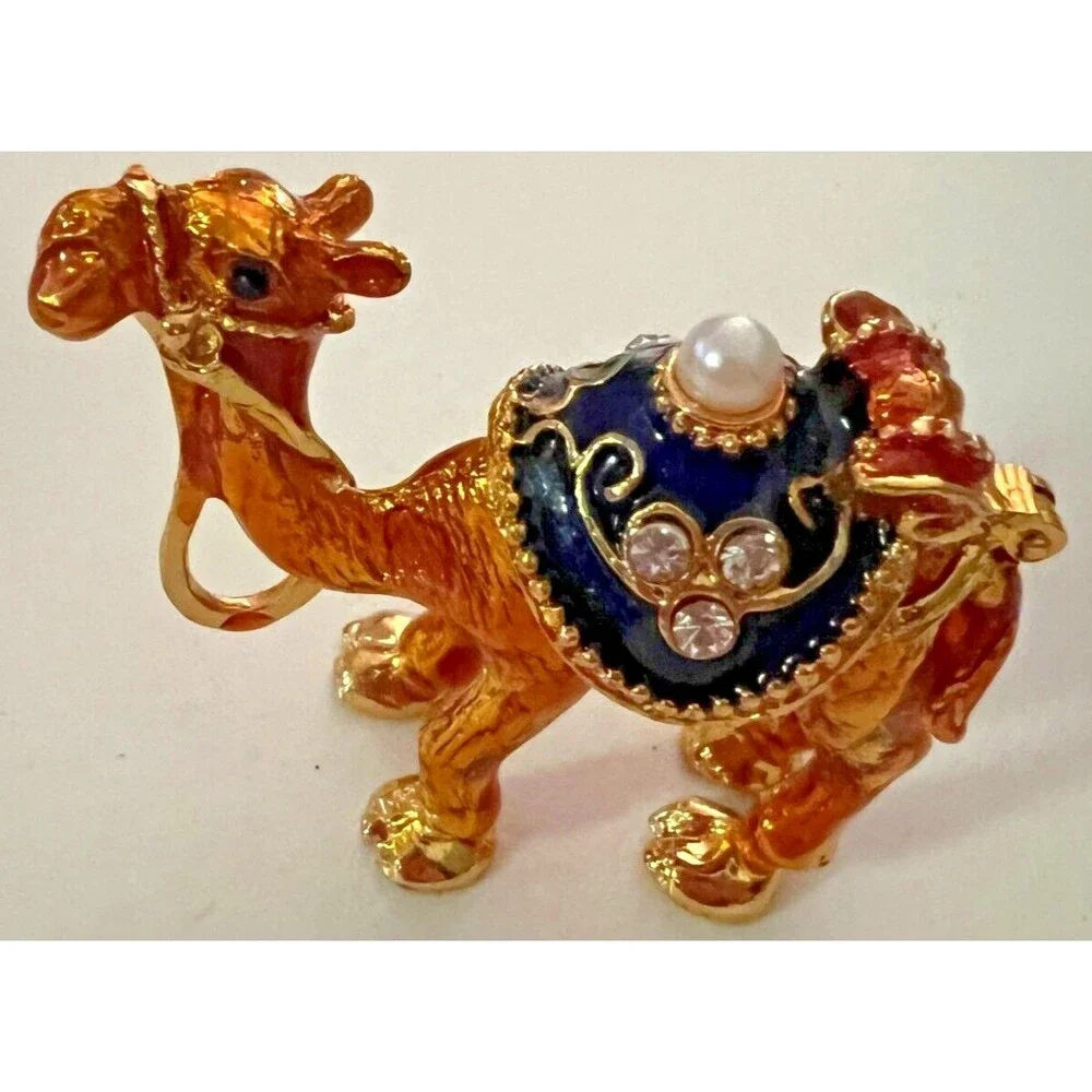 Vintage Little Camel Small Copper Statuette Antiques Inlaid pearl Bead gift fan